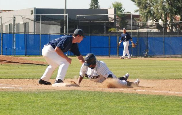 Chargers Lead OEC after 11-10 Win over Orange Coast