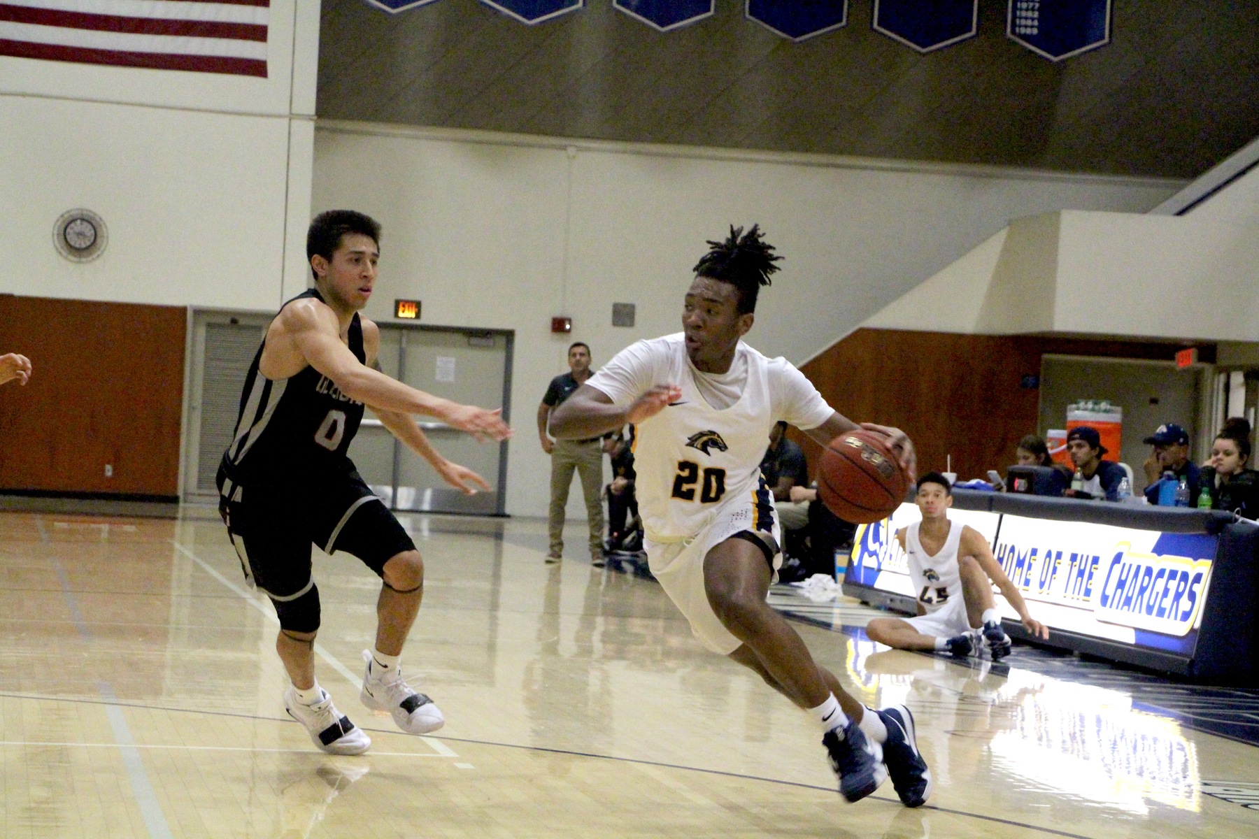 Chargers Finish 11-5 in Non-Conference Play; Set for OEC Opener