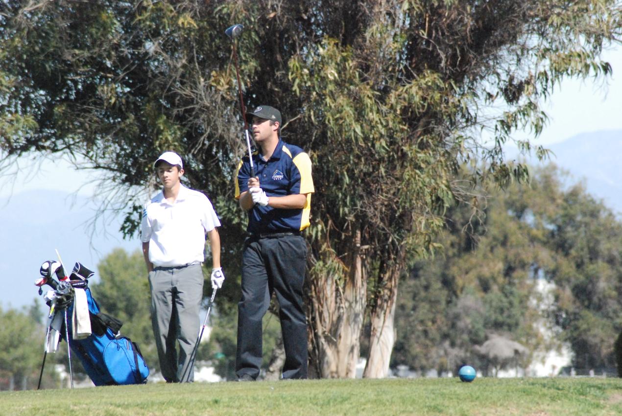 Chargers struggled at Victoria Country Club