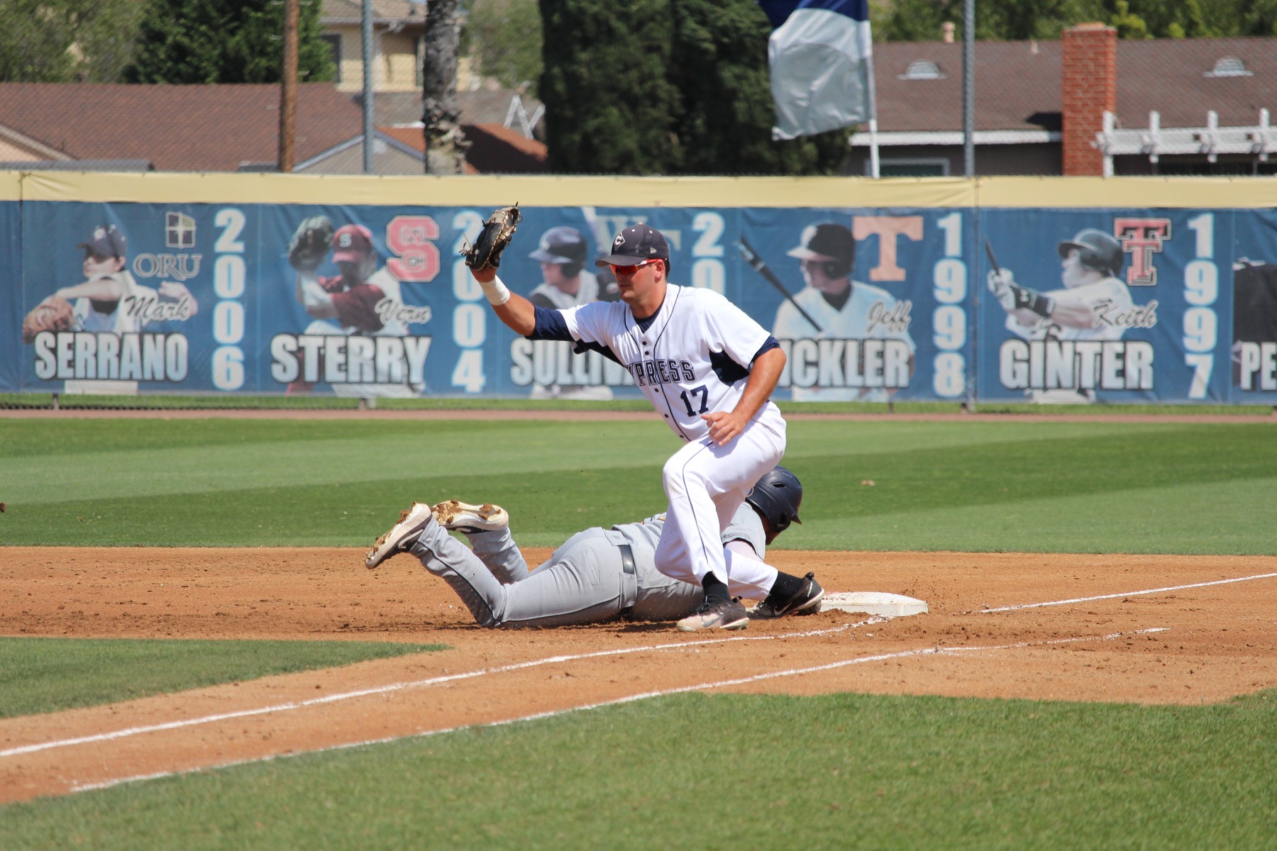 No. 9 Chargers Shutout Hornets, 4-0; Sweep Series Over Fullerton