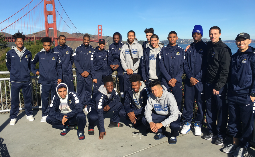 Men's Basketball Finishes 2nd at San Francisco Tournament
