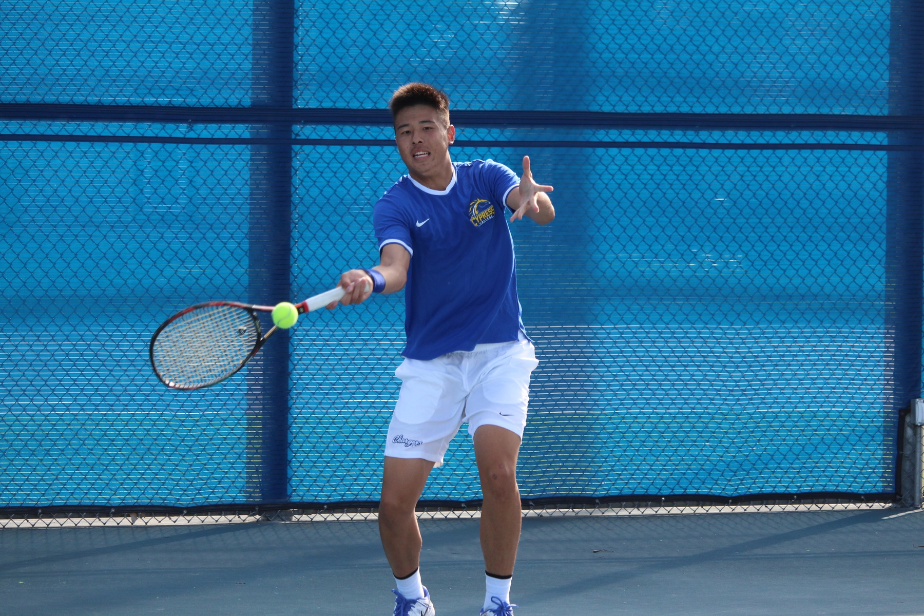No. 3 Men's Tennis Bounces Back With 8-1 Victory Over No. 7 Saddleback