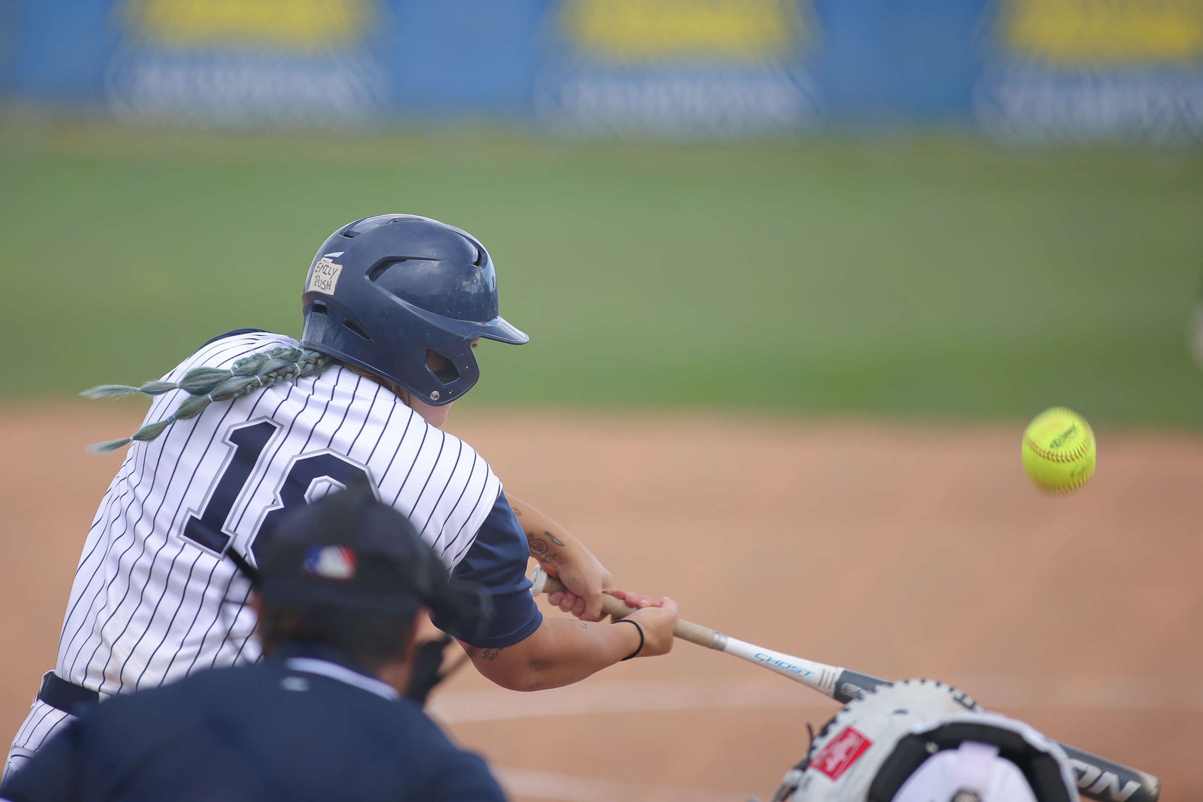 Chargers Cruise Past Tigers, 7-3