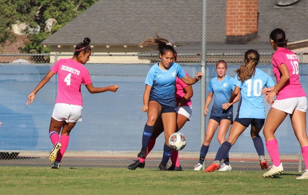 No. 3 Chargers Tie No. 12 Fullerton in OEC Battle, 1-1