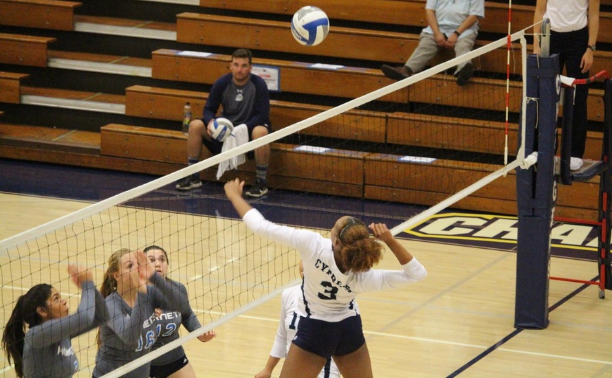 Chargers Sweep District Rival Hornets, 3-0